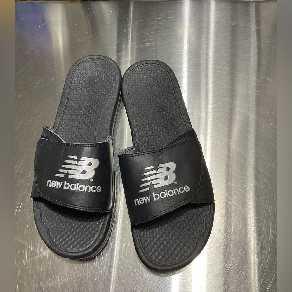 Men’s  size 12 New Balance slide